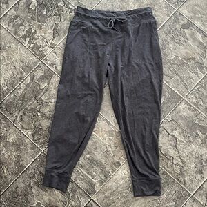 LOLE Women’s Charcoal Gray Jogger Pants Casual Athleisure Gymrat Streetwear Yoga